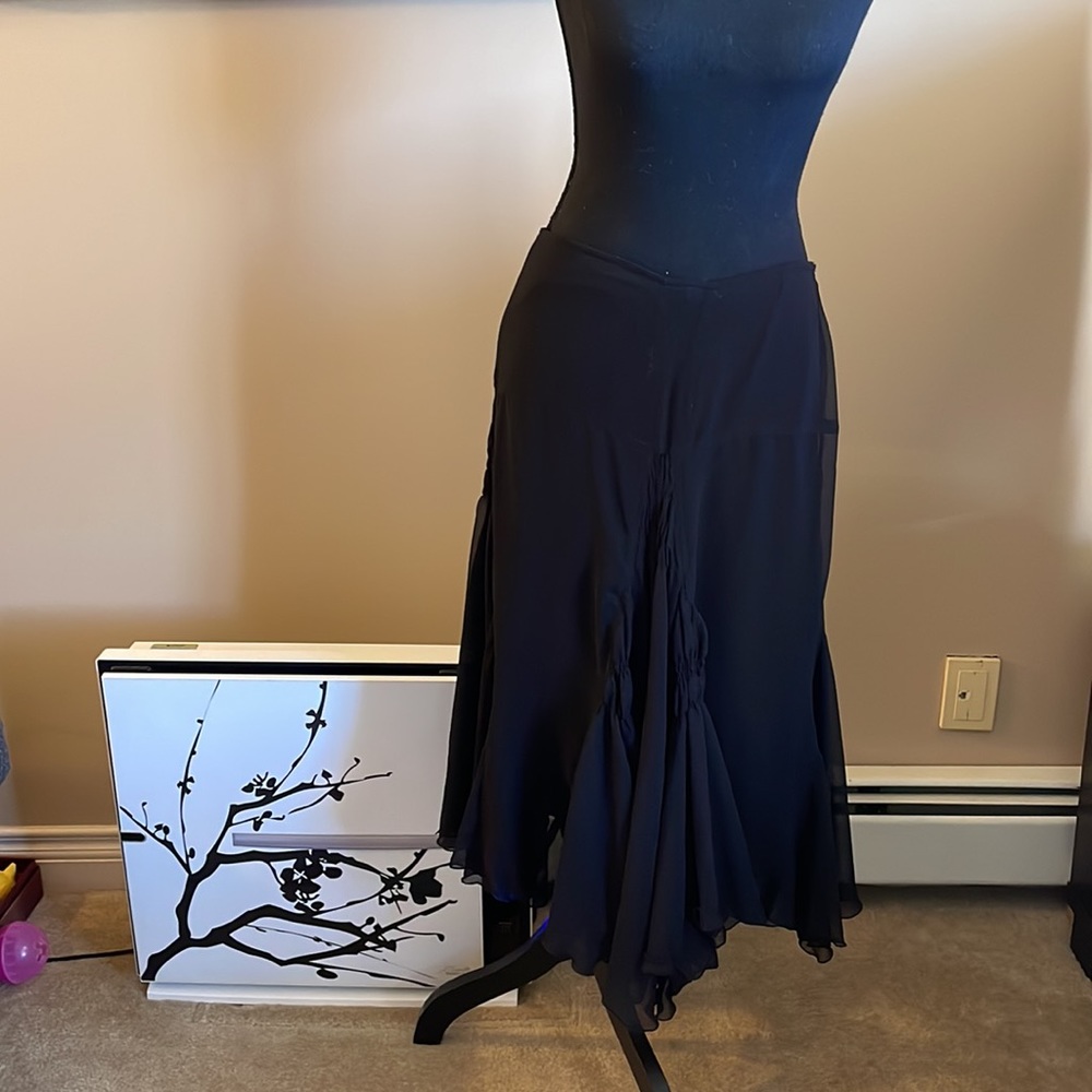 Amazing black textured skirt